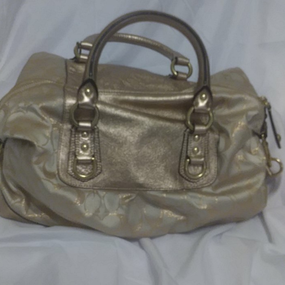 Purse - Picture 2 of 2